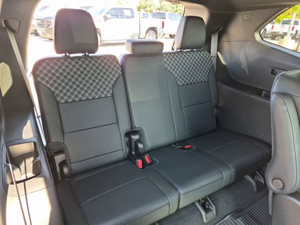 New 2027 GMC Acadia Denali w/ LPO, Floor Liner Package FWD image 36