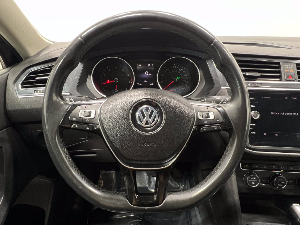 Used 2020 Volkswagen Tiguan SE AWD/4WD image 22