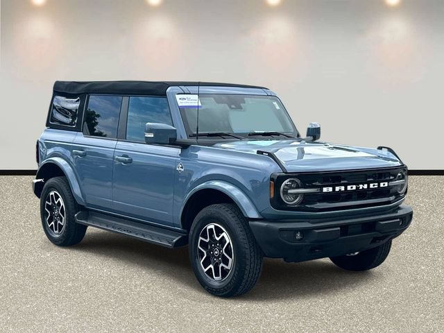 Certified 2025 Ford Bronco Outer Banks AWD/4WD image 3