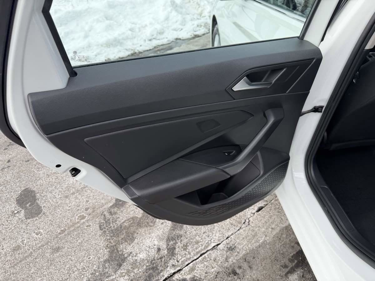 Used 2019 Volkswagen Jetta S w/ Driver Assistance Package image 13