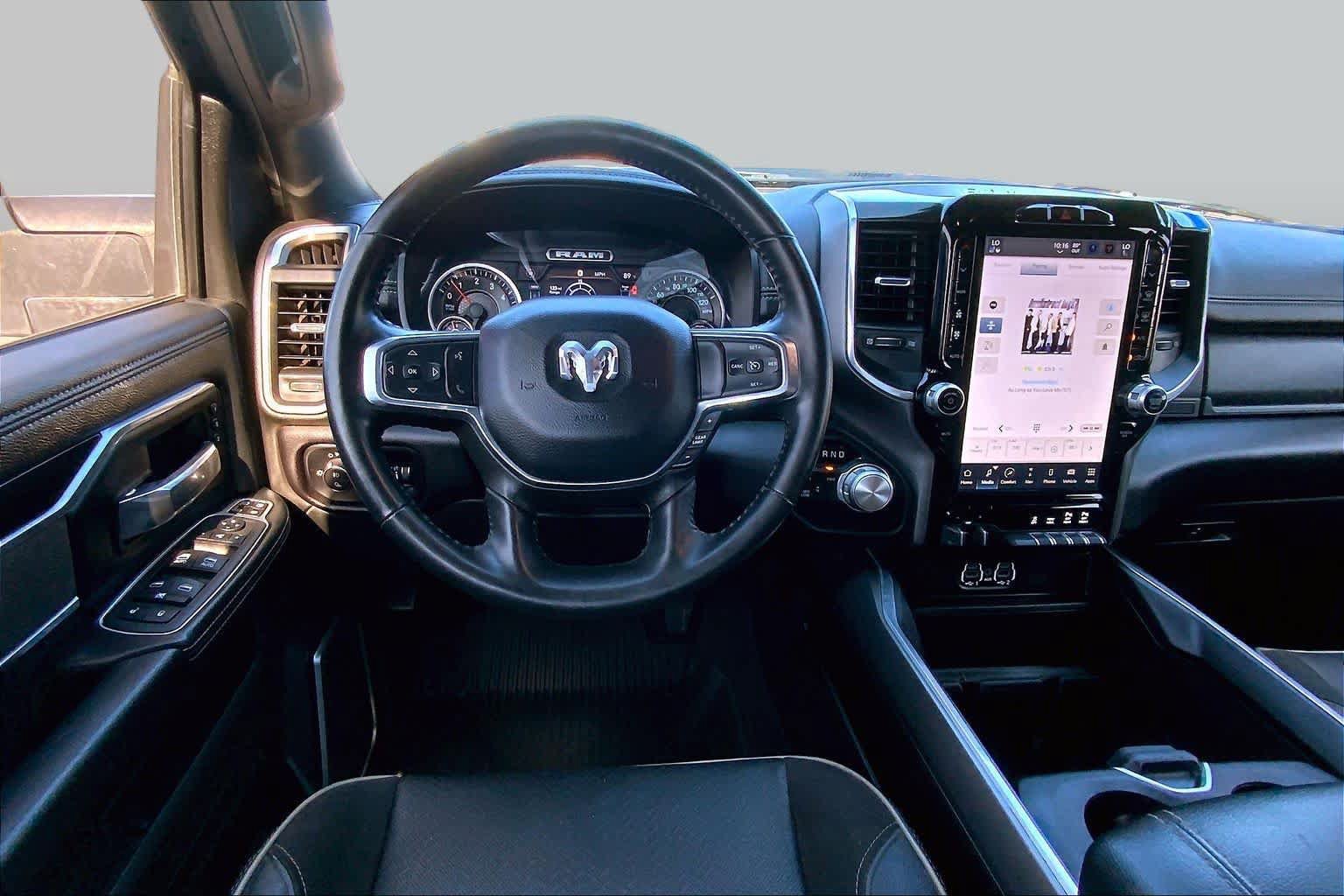 Used 2023 RAM 2500 Laramie AWD/4WD image 5