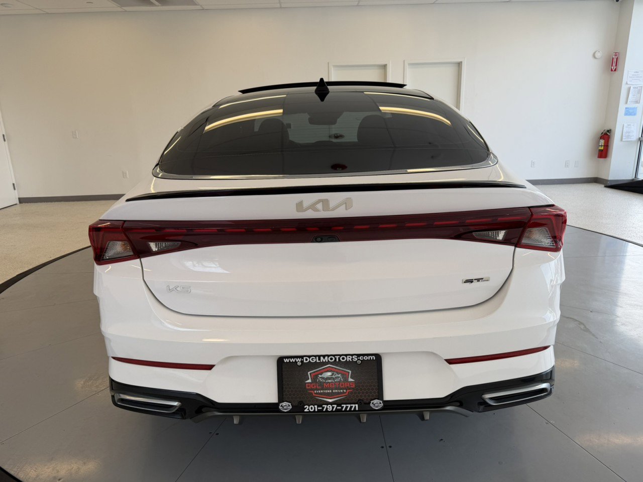 Used 2023 Kia K5 GT-Line image 44