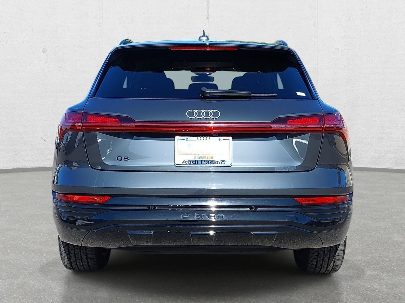 Used 2024 Audi Q8 e-tron Premium Plus AWD/4WD image 6