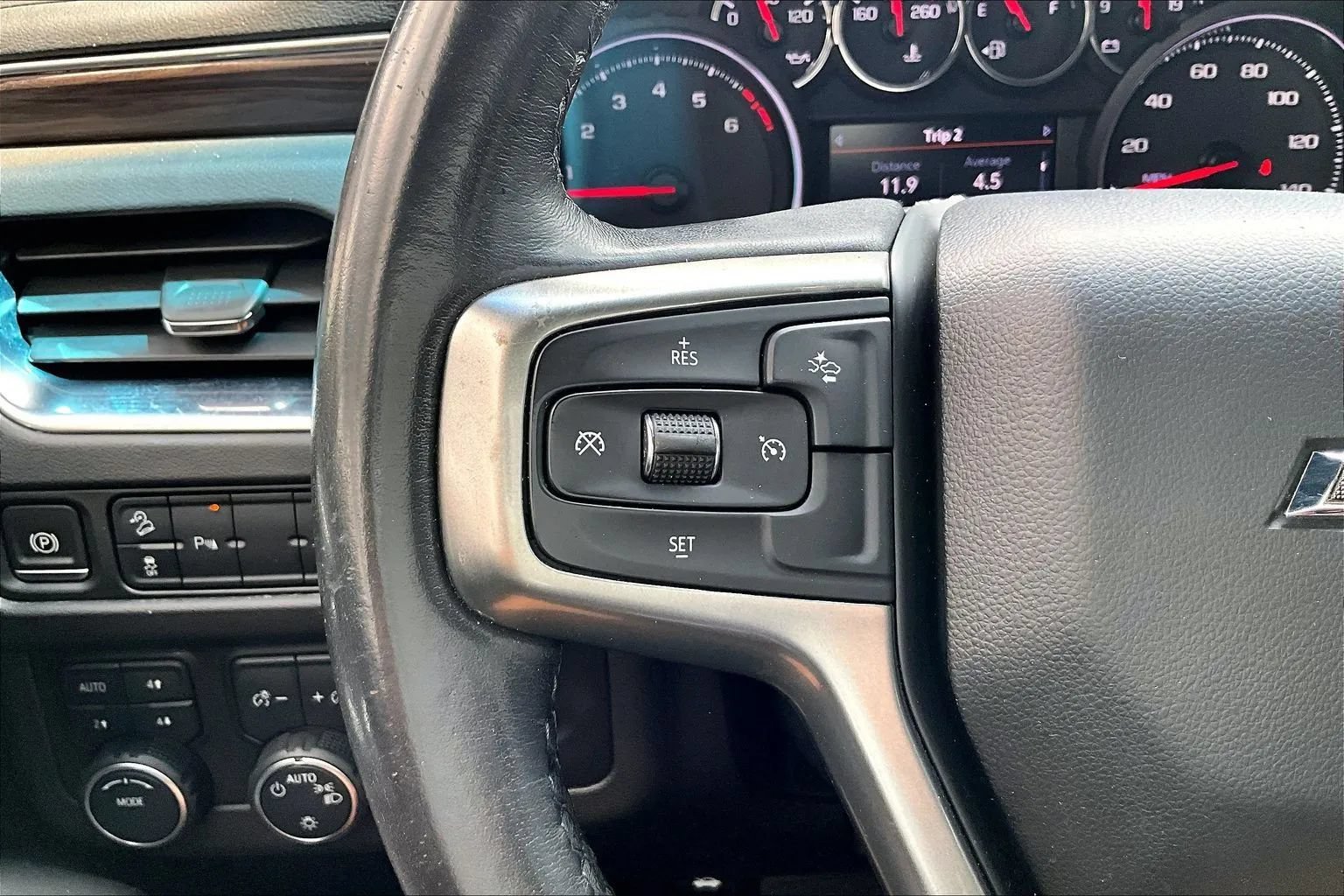 Used 2021 Chevrolet Tahoe Z71 w/ Rear Media and Nav Package AWD/4WD image 20