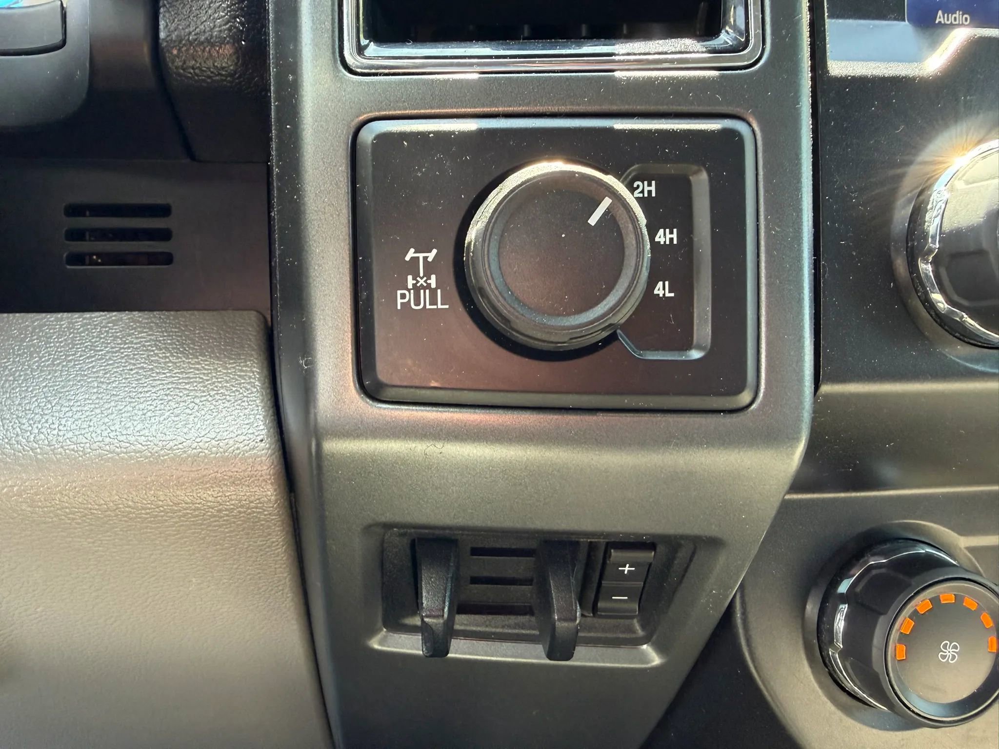 Used 2021 Ford F350 XLT w/ XLT Value Package AWD/4WD image 20