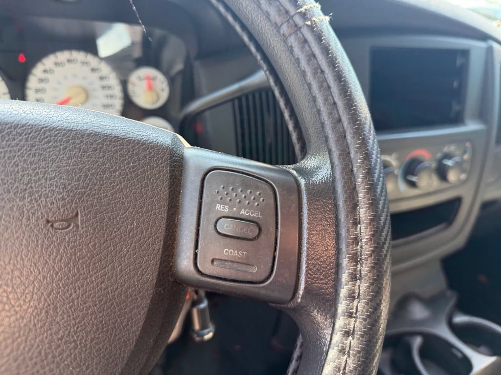 Used 2004 Dodge Ram 1500 Truck SLT AWD/4WD image 17