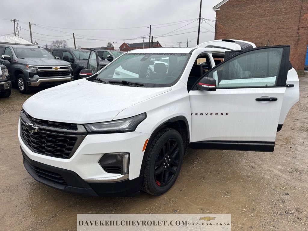 Used 2022 Chevrolet Traverse Premier w/ Redline Edition image 22