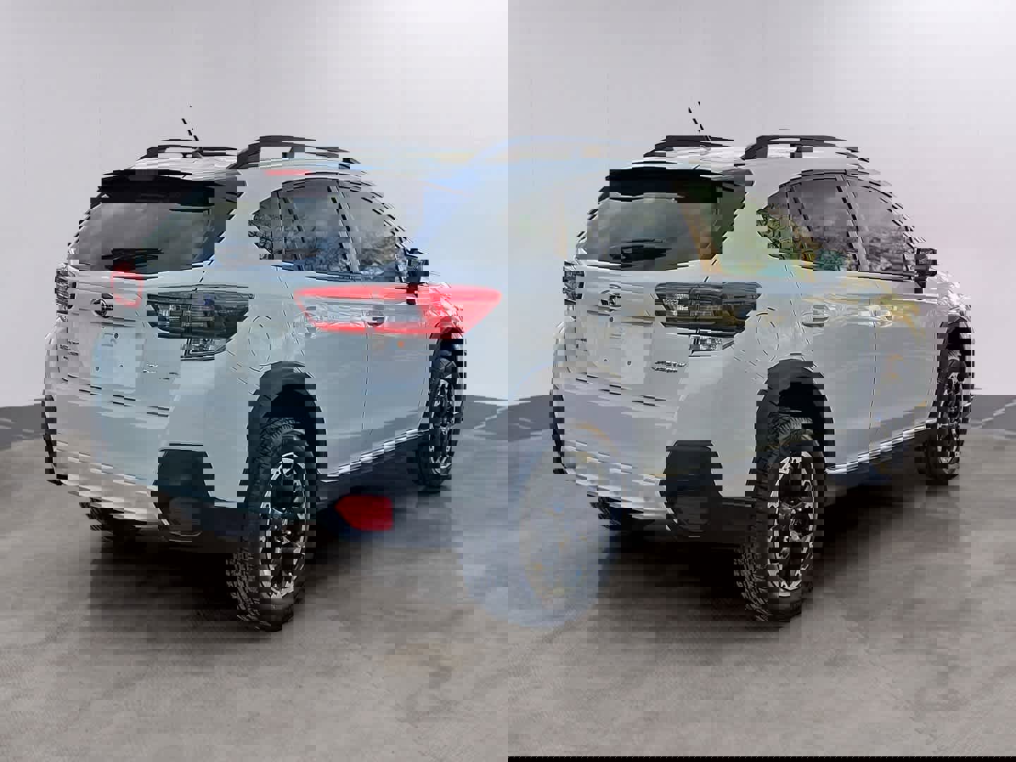 Used 2022 Subaru Crosstrek 2.0i image 4