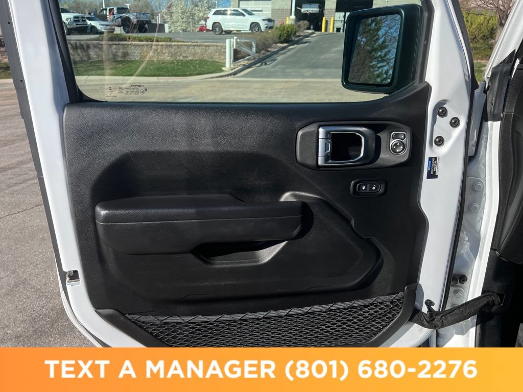 Used 2023 Jeep Wrangler Unlimited w/ 8.4" Radio Group AWD/4WD image 10