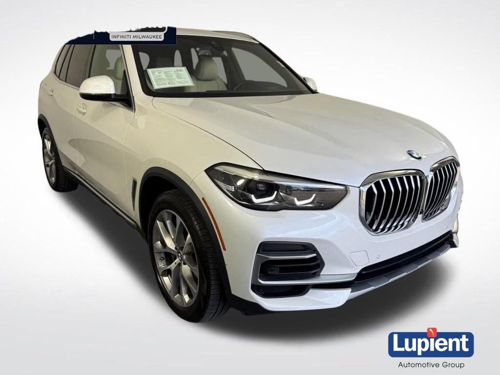 Used 2022 BMW X5 xDrive40i w/ Premium Package