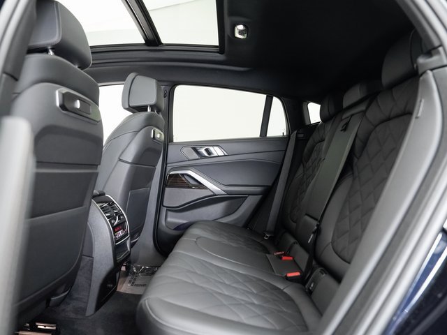 Used 2025 BMW X6 xDrive40i w/ Climate Comfort Package image 23