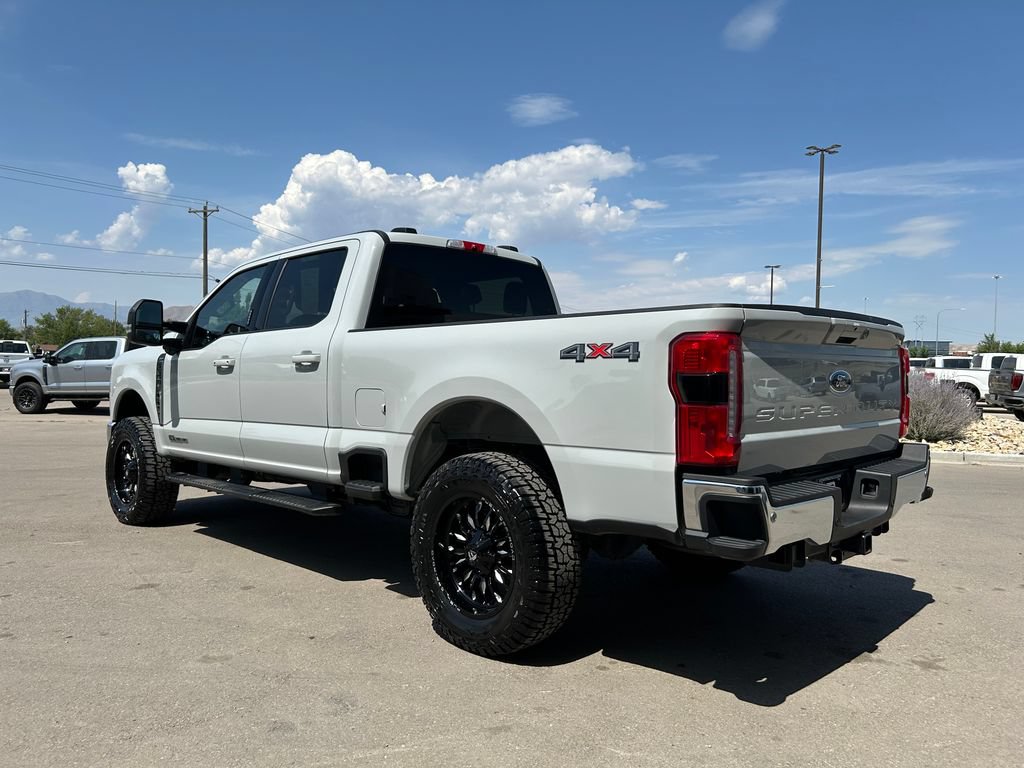 Used 2026 Ford F350 Lariat AWD/4WD image 4