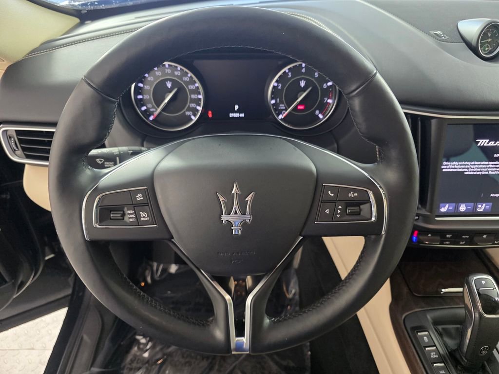Used 2022 Maserati Levante GT AWD/4WD image 17