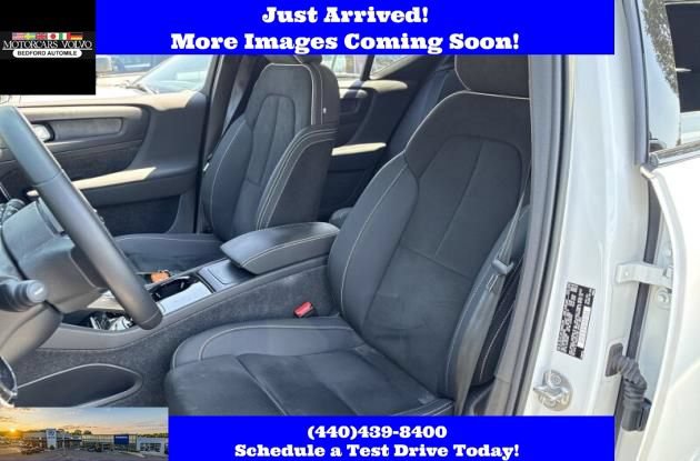 Used 2023 Volvo XC40 Recharge Ultimate w/ Protection Package Premier AWD/4WD image 3
