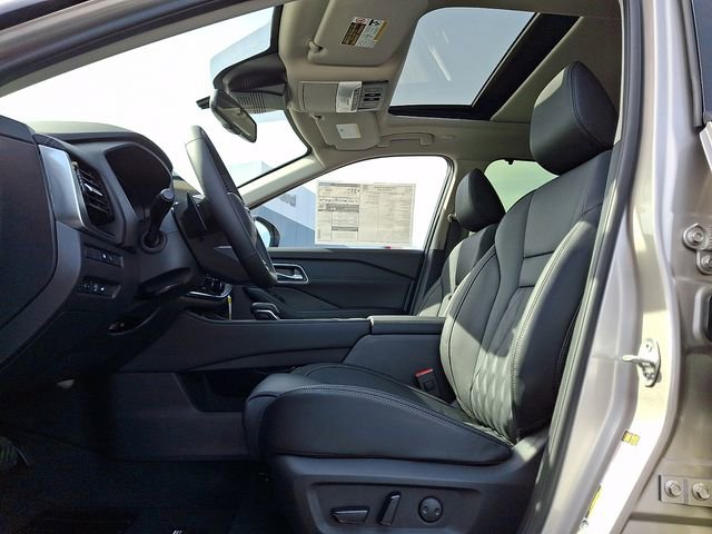 New 2026 Nissan Rogue Platinum w/ Platinum Premium Package AWD/4WD image 5