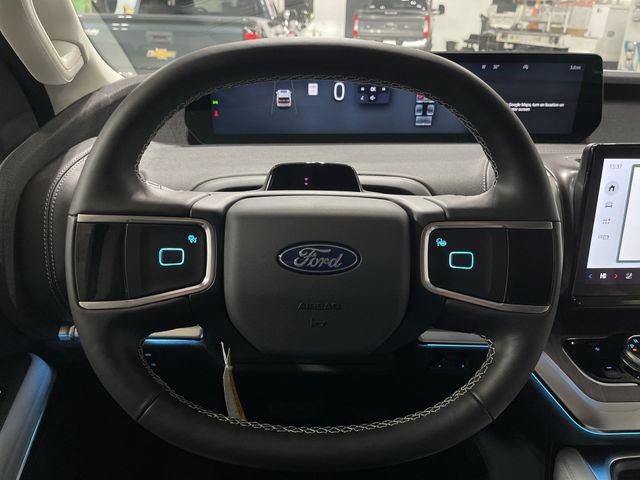 New 2026 Ford Expedition Platinum w/ Platinum Ultimate Package AWD/4WD image 15