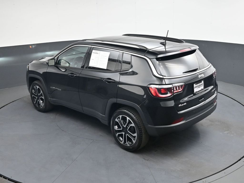 Used 2022 Jeep Compass Limited w/ Sun and Sound Group AWD/4WD image 33