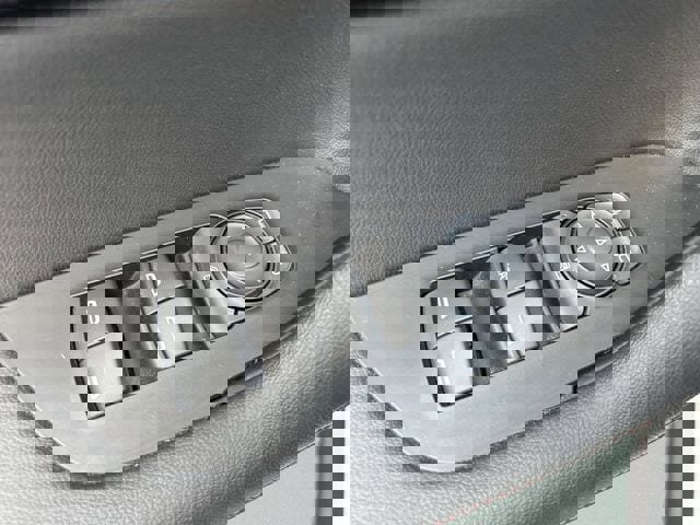 Used 2019 Chevrolet Blazer RS AWD/4WD image 23