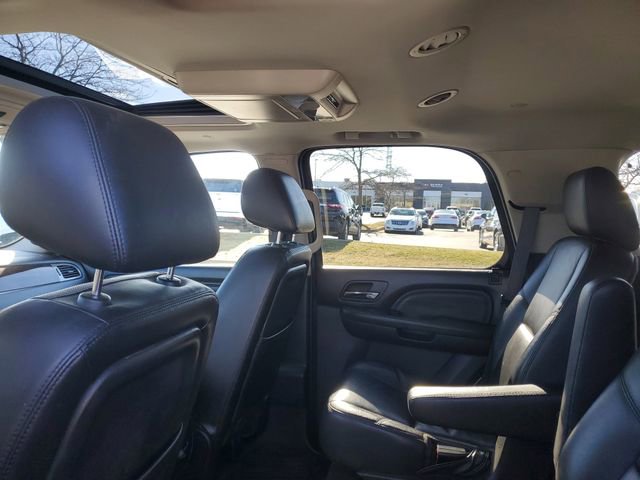 Used 2011 GMC Yukon Denali image 7