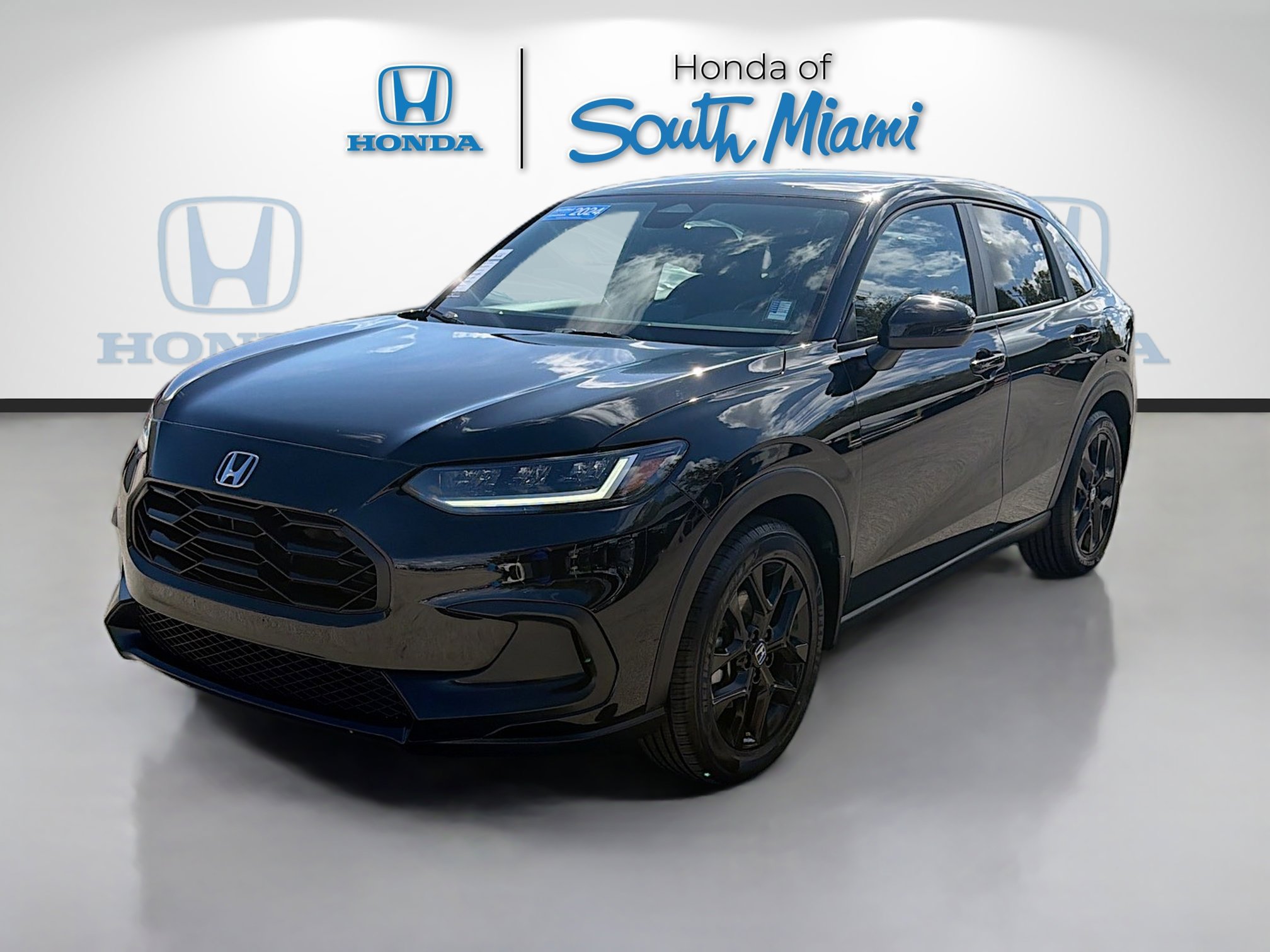 Used 2024 Honda HR-V Sport image 3