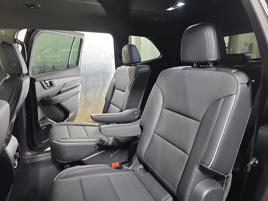 Used 2025 Buick Enclave Preferred w/ Trailering Package, 5000 lbs. image 16