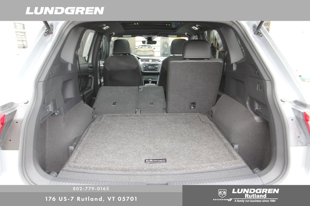 Used 2023 Volkswagen Tiguan SE R-Line image 41