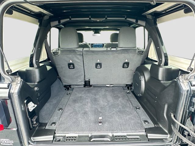 Used 2024 Jeep Wrangler Sahara w/ Technology Group image 26
