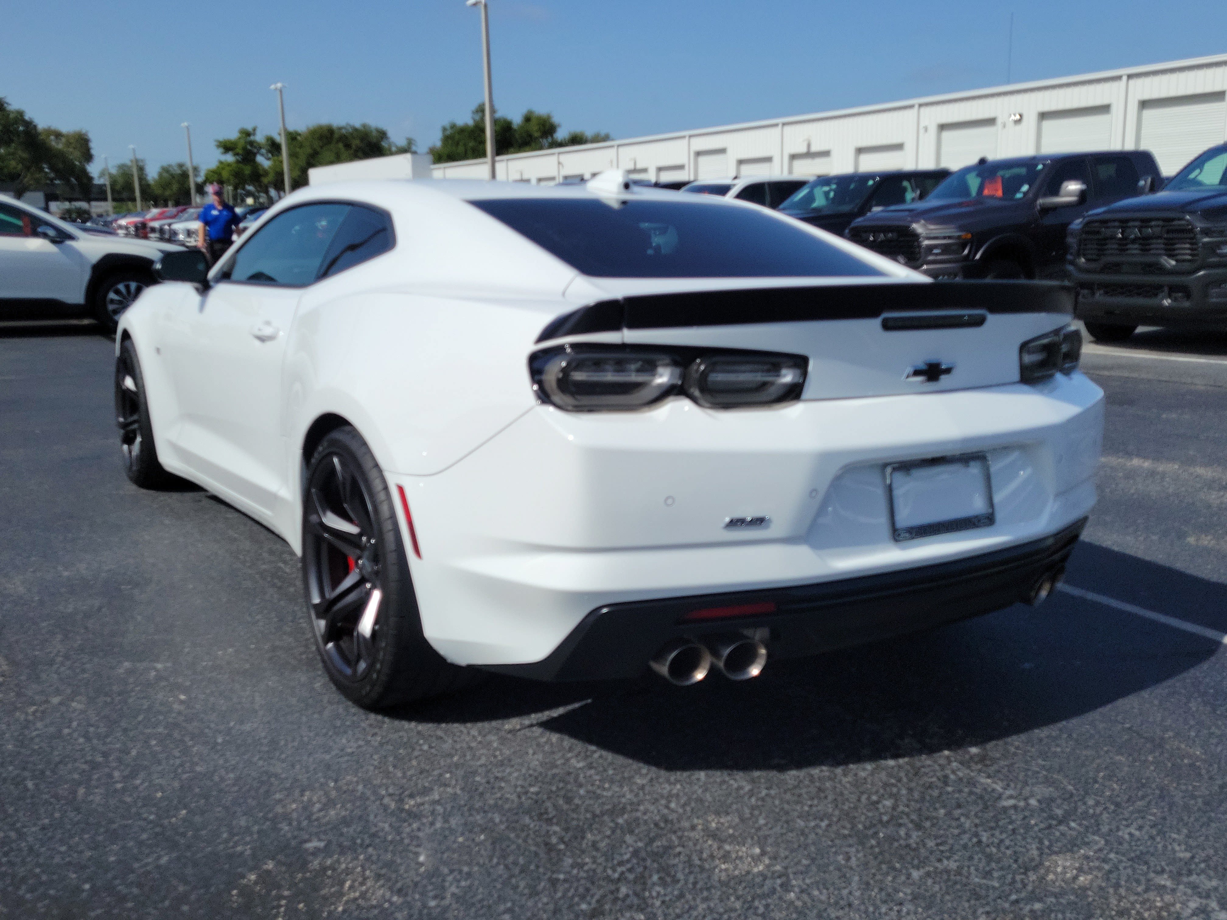 Used 2024 Chevrolet Camaro SS RWD image 7