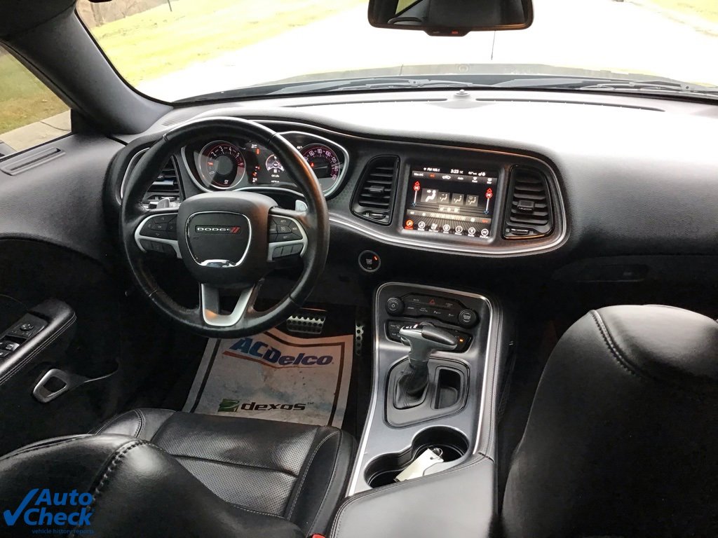 Used 2017 Dodge Challenger GT w/ Driver Convenience Group image 15