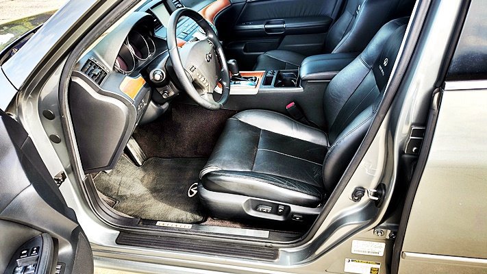Used 2007 INFINITI M45 Sport w/ Technology Pkg RWD image 13
