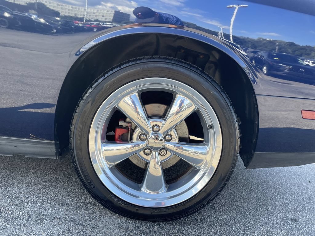 Used 2013 Dodge Challenger R/T RWD image 10