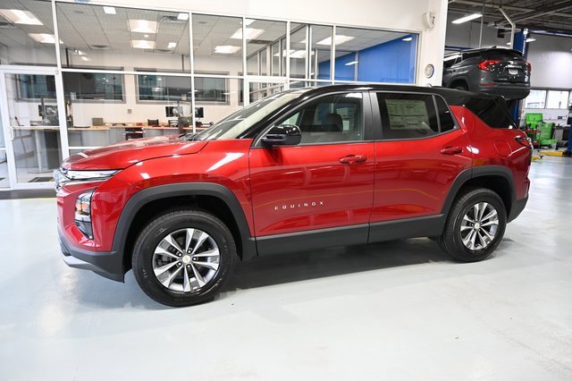 New 2026 Chevrolet Equinox LT image 7