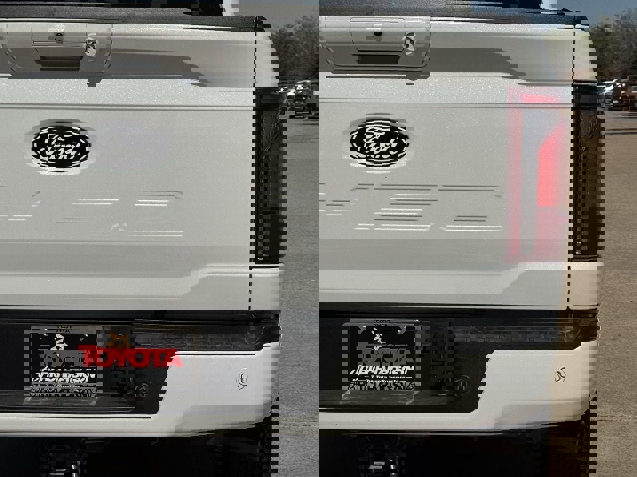 Used 2024 Ford F150 Platinum w/ FX4 Off-Road Package image 6