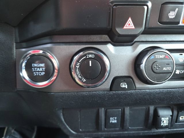 Used 2021 Toyota Tacoma TRD Sport image 9