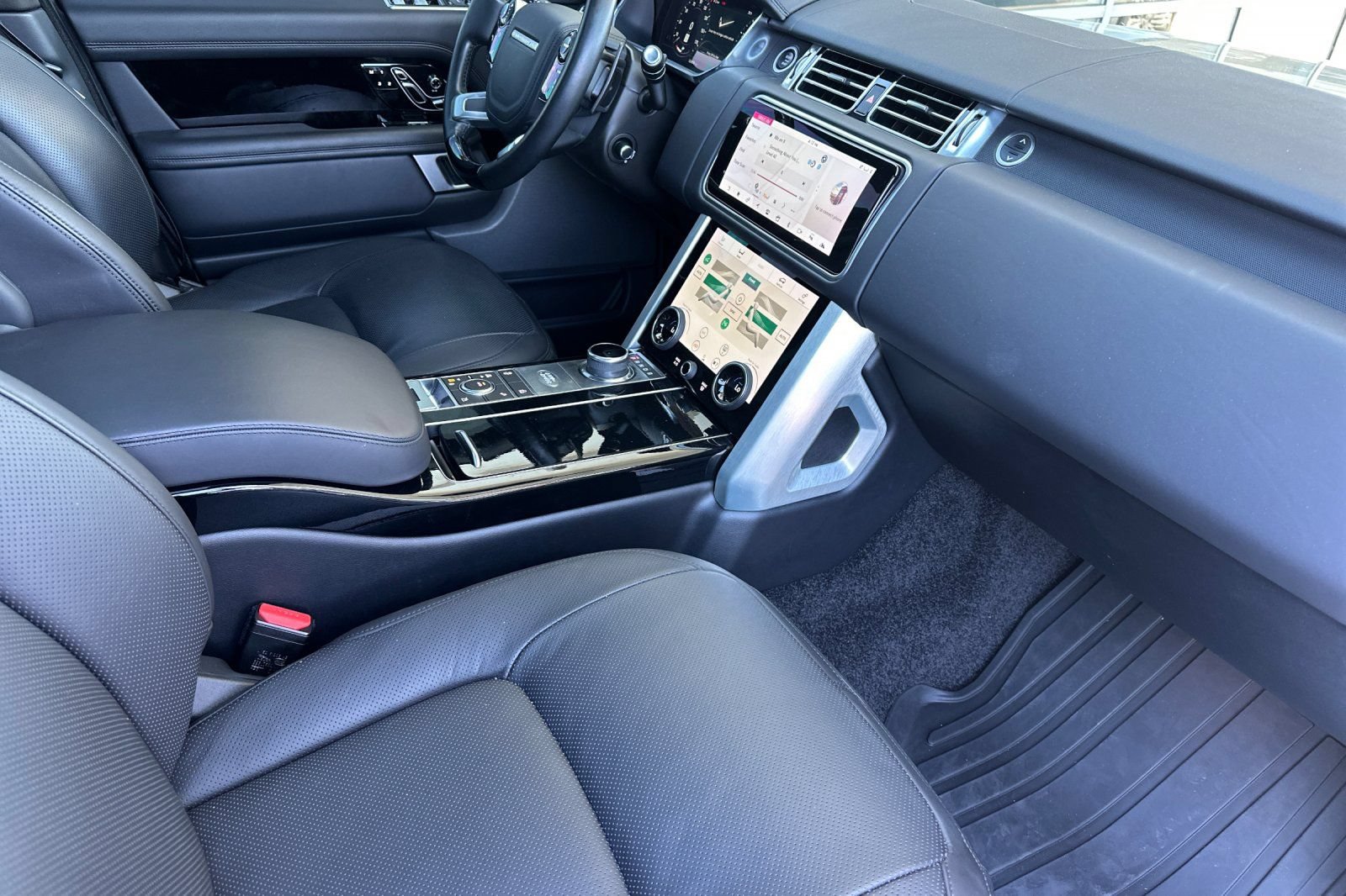 Used 2021 Land Rover Range Rover P525 Westminster Edition AWD/4WD image 19