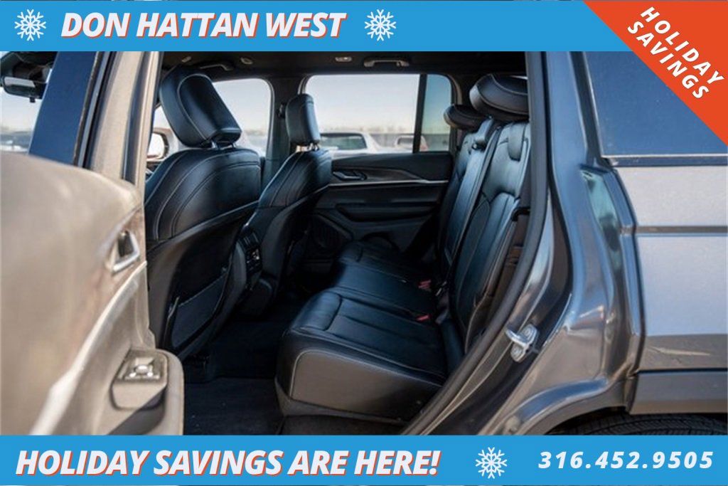 Used 2025 Jeep Grand Cherokee Limited image 20