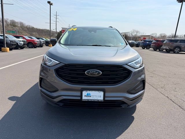 Used 2024 Ford Edge SE w/ Black Appearance Package AWD/4WD image 3