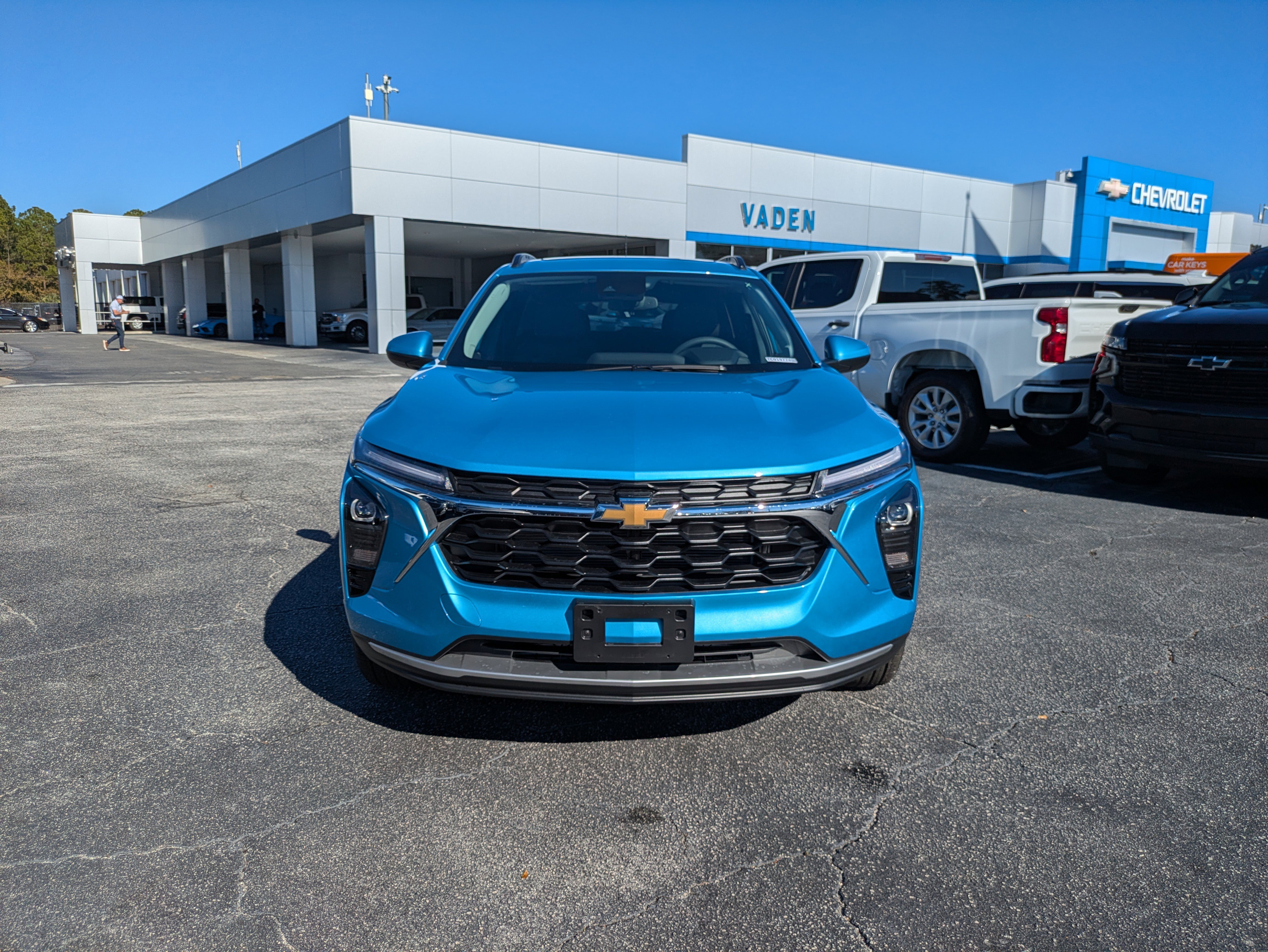 New 2026 Chevrolet Trax LT w/ Sunroof Package image 30