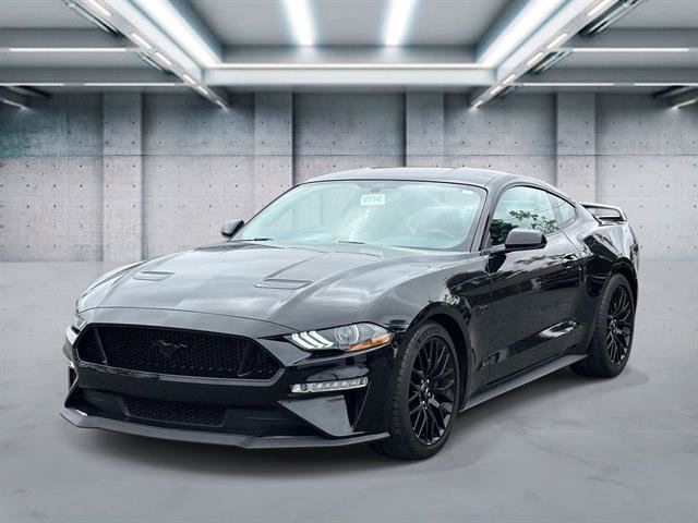 Used 2018 Ford Mustang GT Premium w/ GT Performance Package RWD image 24