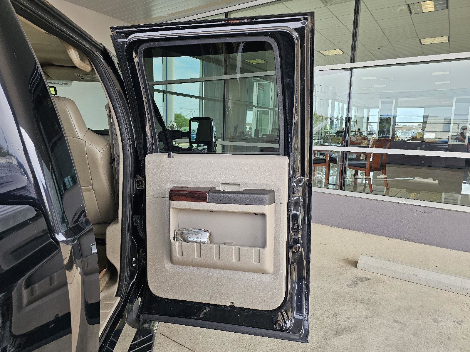 Used 2008 Ford F350 Lariat AWD/4WD image 13