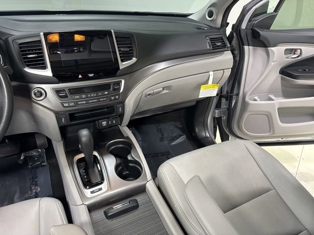 Used 2017 Honda Pilot EX-L image 24