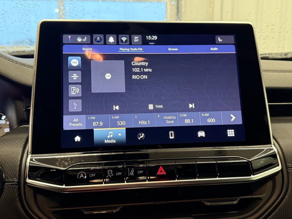 New 2026 Jeep Compass Latitude image 27