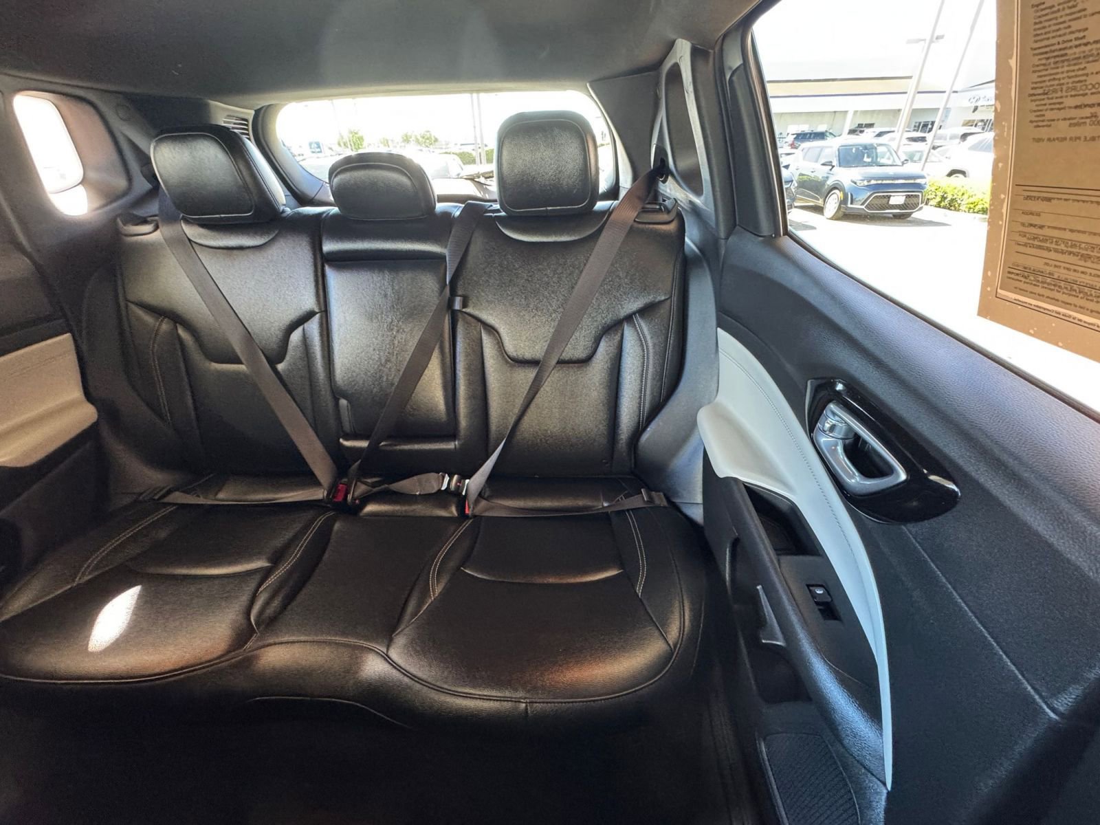 Used 2025 Jeep Compass Limited AWD/4WD image 38