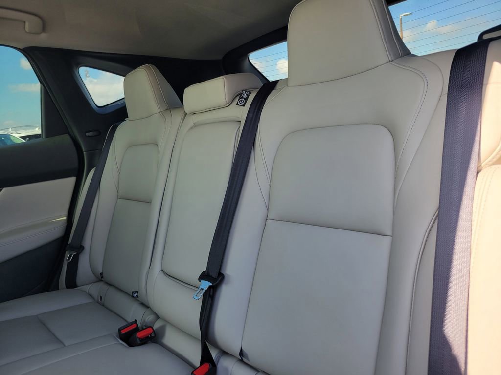 New 2025 Nissan Murano SV image 16