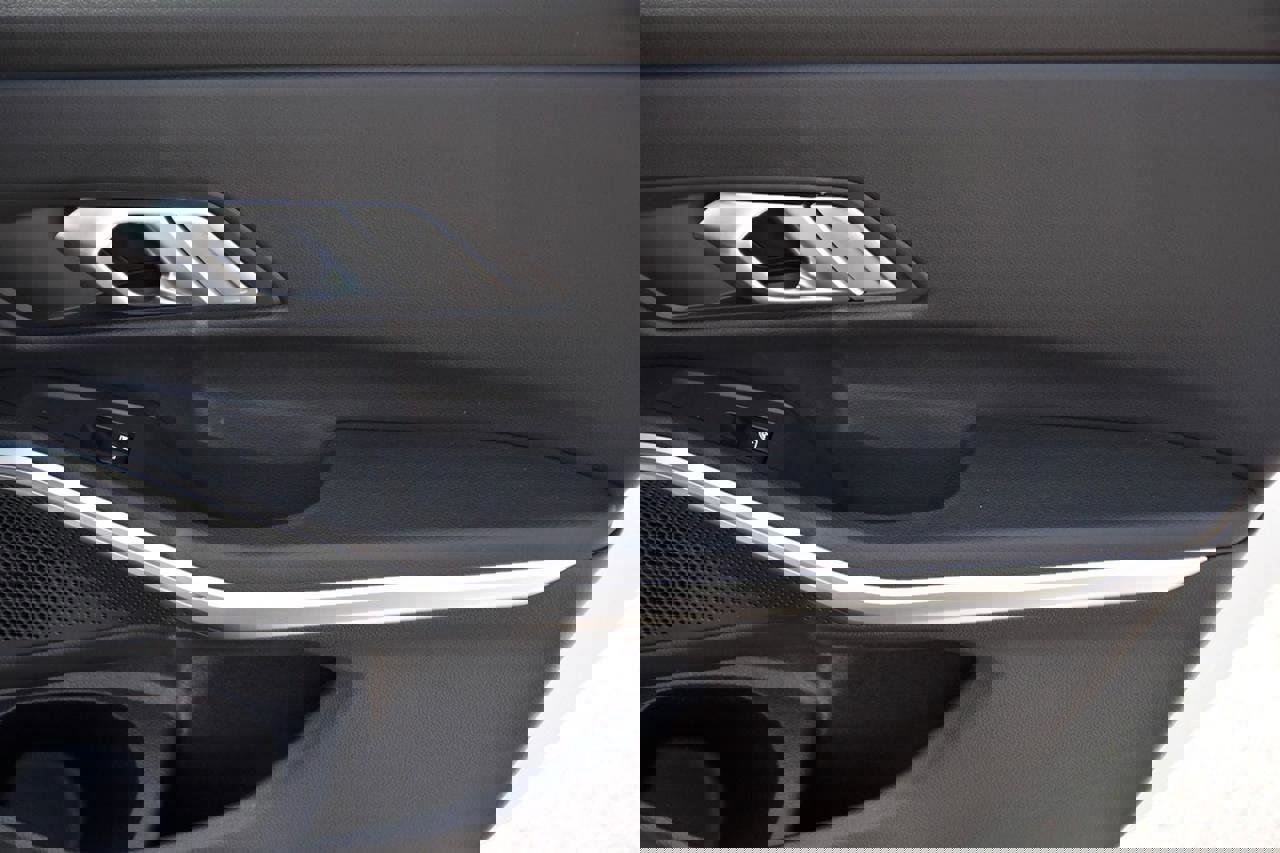 Used 2022 BMW 330i Sedan w/ Premium Package 2 image 15