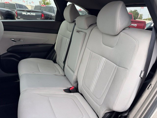 Used 2025 Hyundai Tucson SEL FWD image 12
