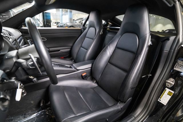 Used 2015 Porsche Cayman image 5