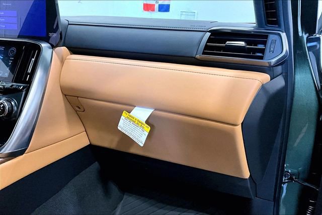 Certified 2025 Lexus LX 700h Luxury w/ Accessory Package (Z1) image 27
