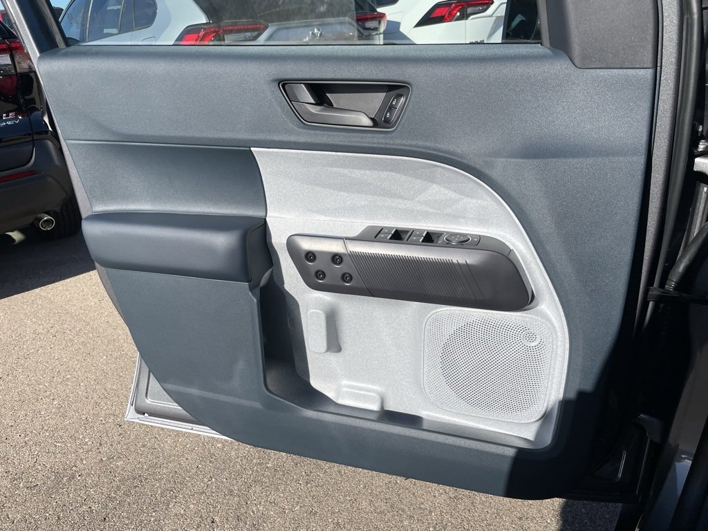 New 2025 Ford Maverick XLT w/ XLT Luxury Package image 51