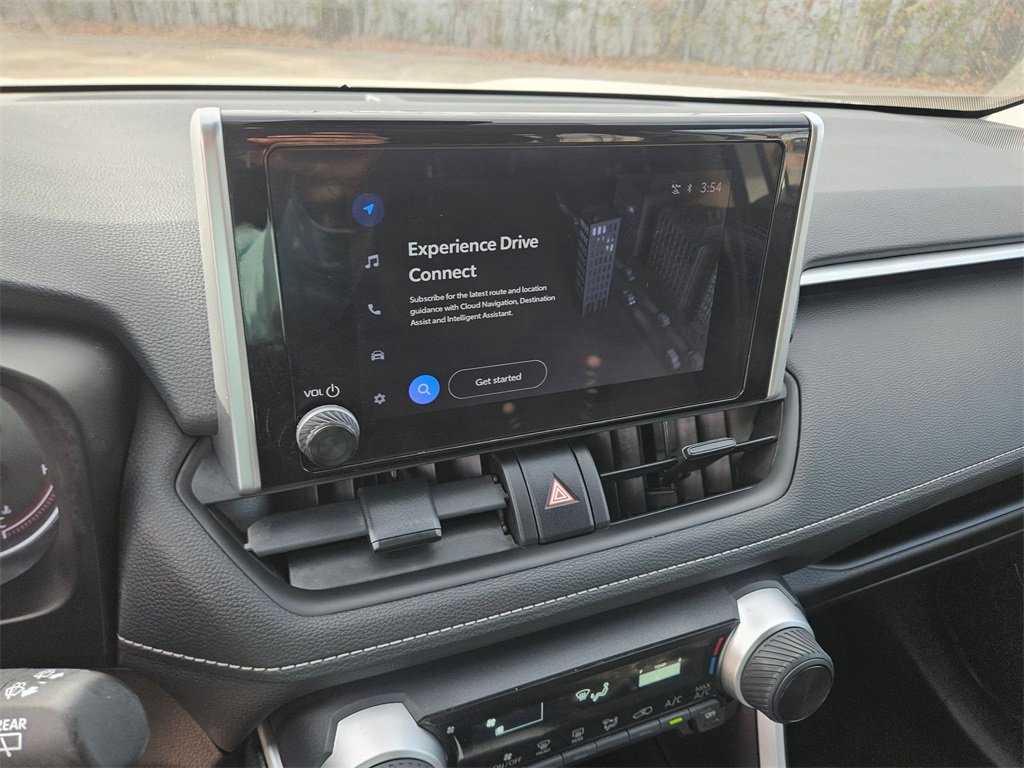 Used 2024 Toyota RAV4 LE image 21